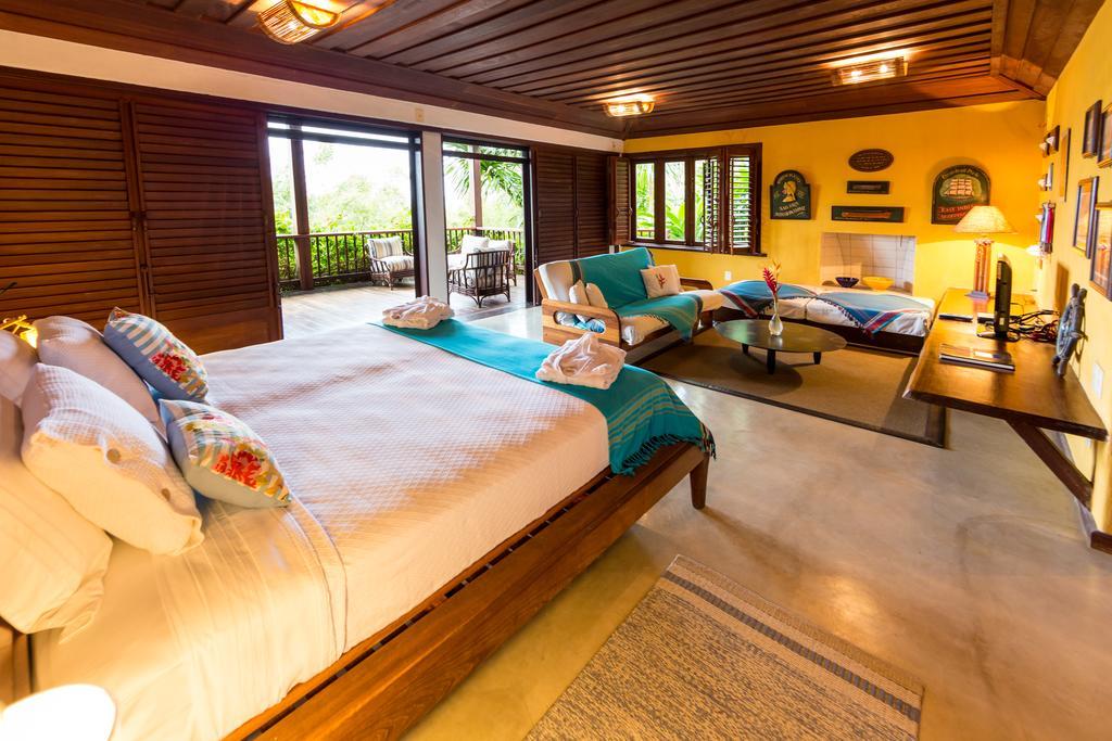 Casa Vermelha Guest House อิลญาเบลา ภายนอก รูปภาพ