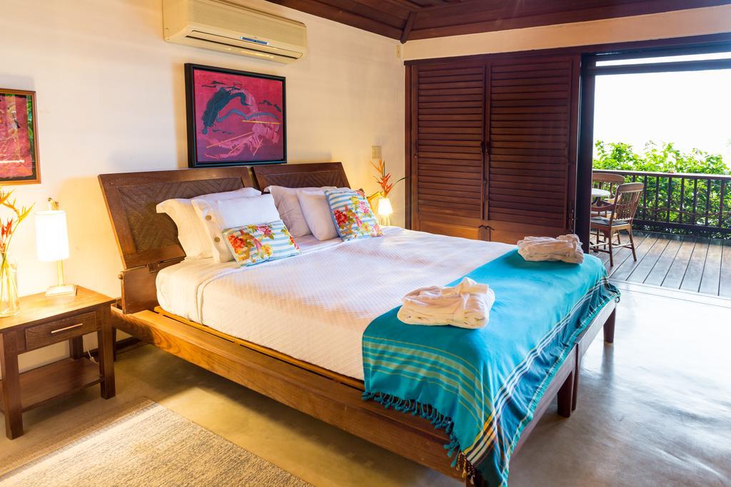 Casa Vermelha Guest House อิลญาเบลา ภายนอก รูปภาพ
