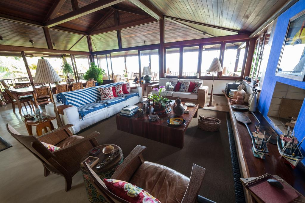 Casa Vermelha Guest House อิลญาเบลา ภายนอก รูปภาพ